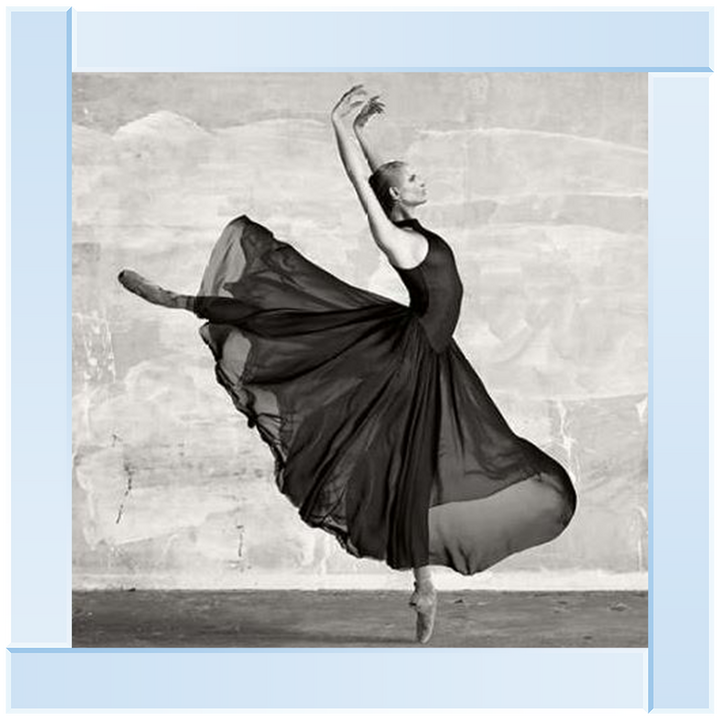 1AP4040 Ballerina in Black
