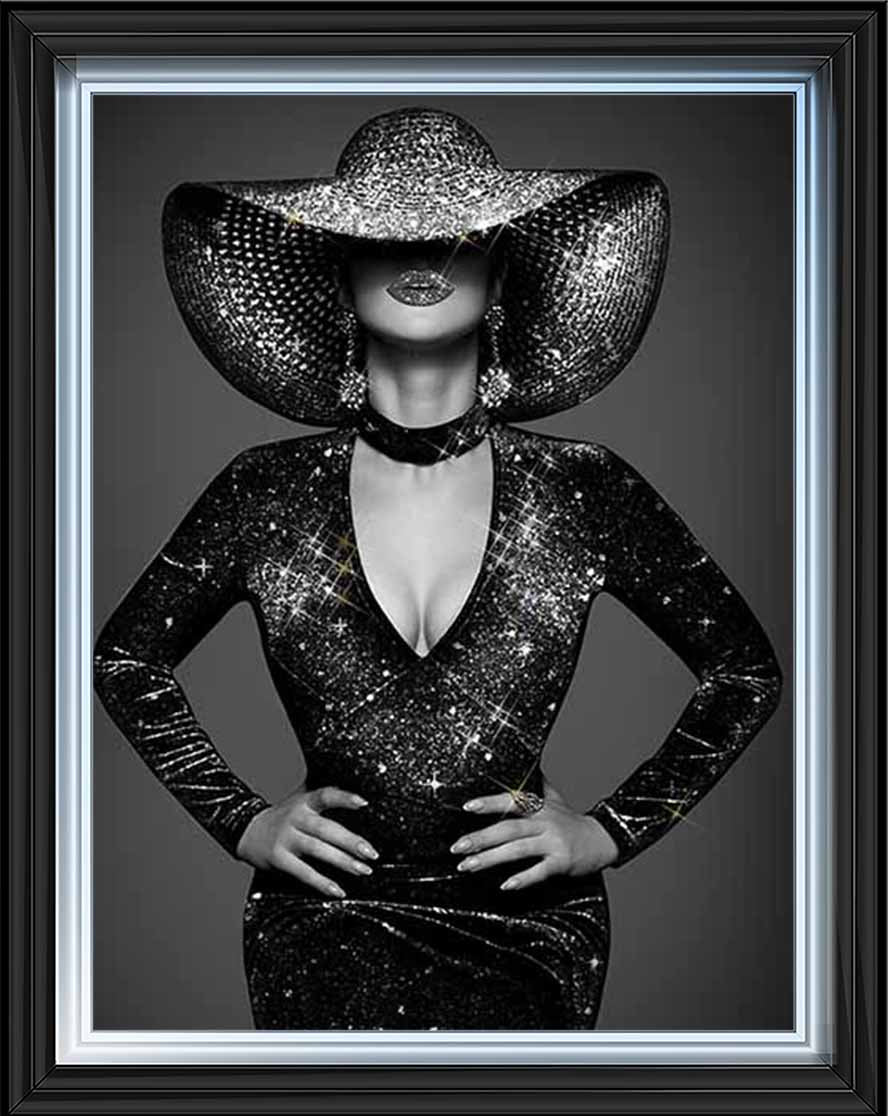 FG932-86 BLACK & WHITE GLAMOUR LADY