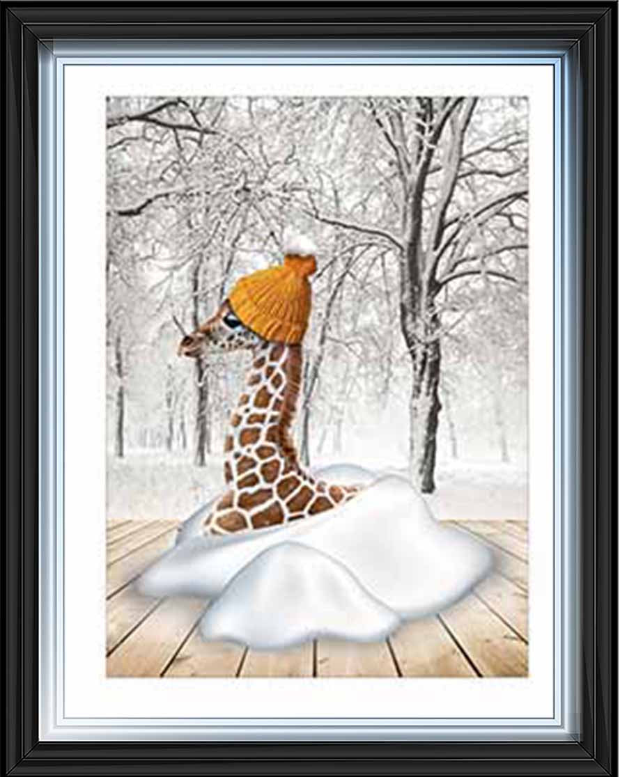 AN752-C Giraffe on Winter Snow ll
