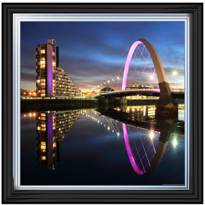 CY679 Purple Bridge, Glasgow Clyde