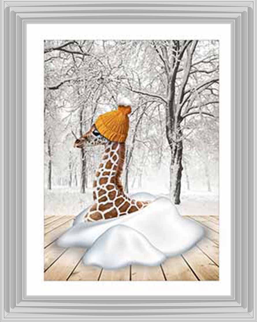 AN752-C Giraffe on Winter Snow ll