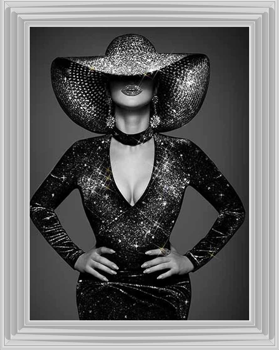 FG932-86 BLACK & WHITE GLAMOUR LADY