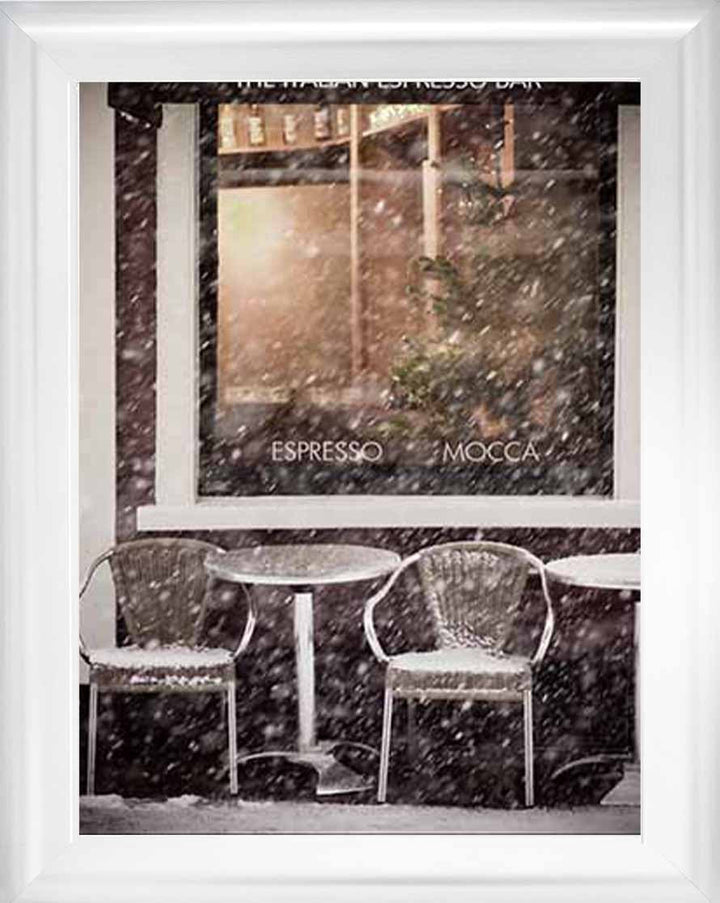 CY471 Italian Expresso Bar snow Night