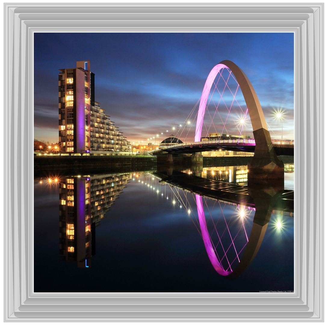 CY679 Purple Bridge, Glasgow Clyde