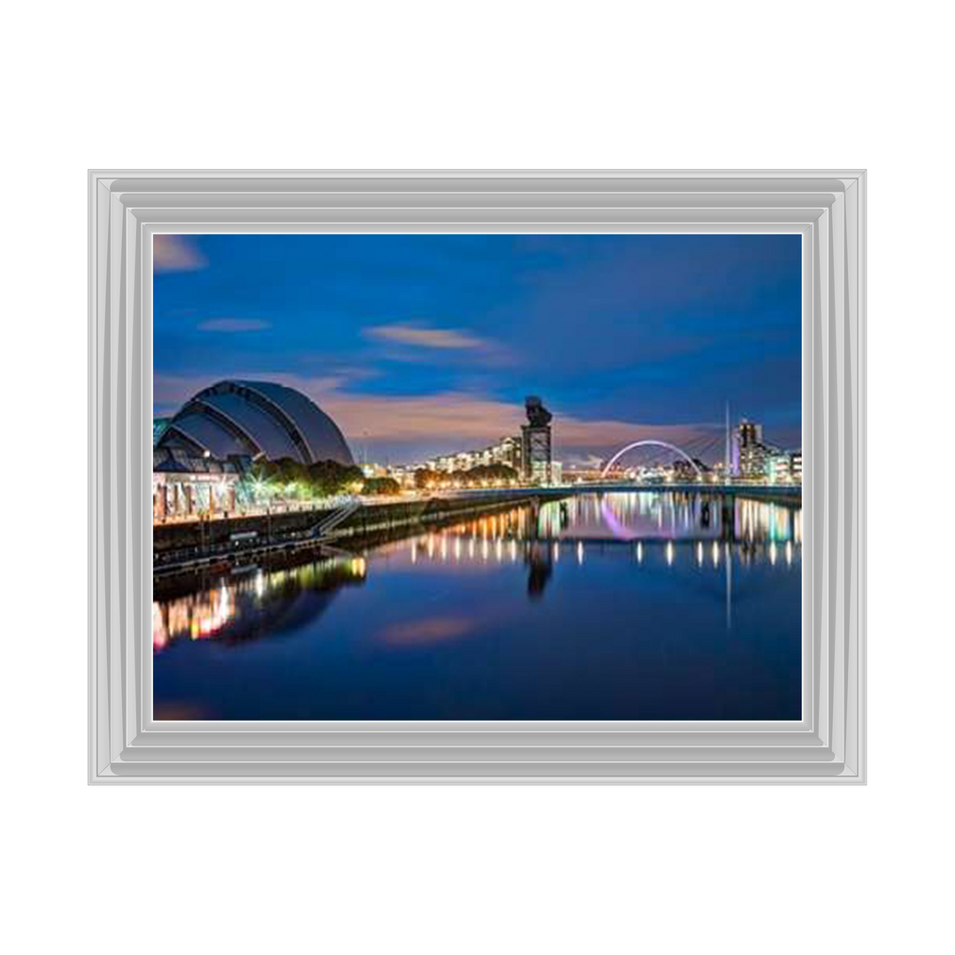 FTBR1366 Assaf Frank Glasgow, view of bridge Cityscape