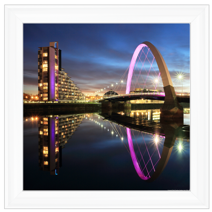CY679 Purple Bridge, Glasgow Clyde