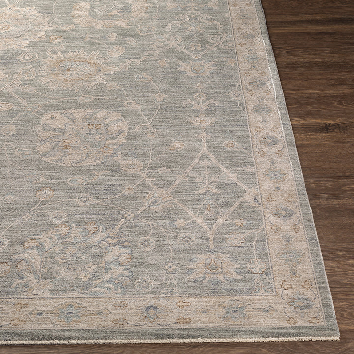 Avant Garde Vintage Traditional Rug