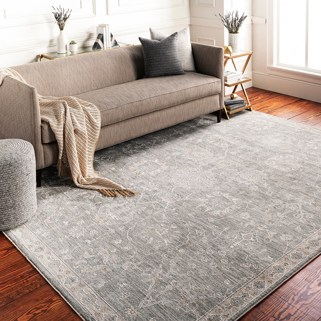 Avant Garde Vintage Traditional Rug