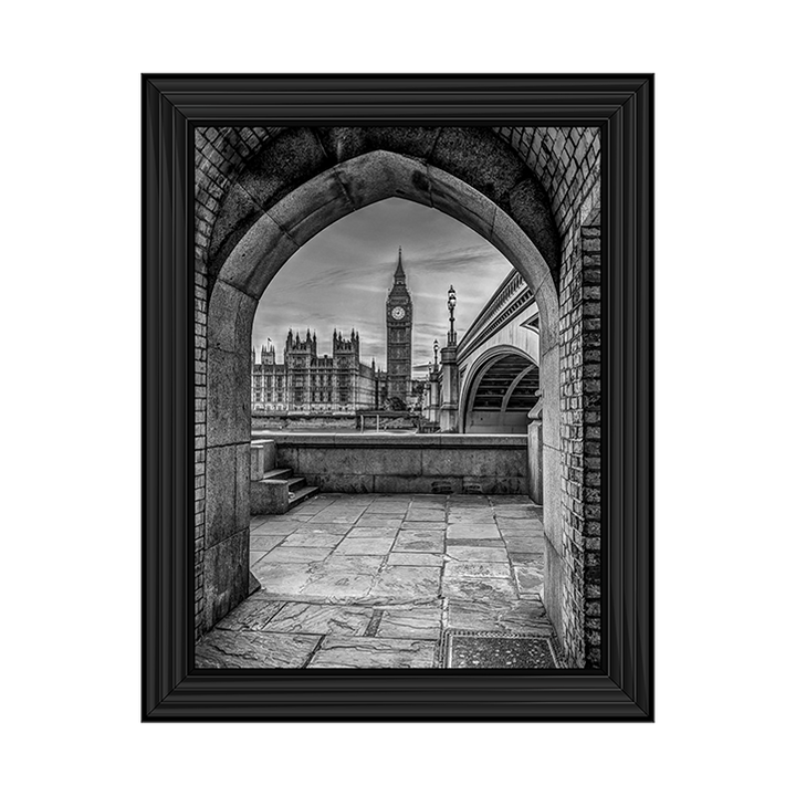 CY057 View of Big Ben through arch