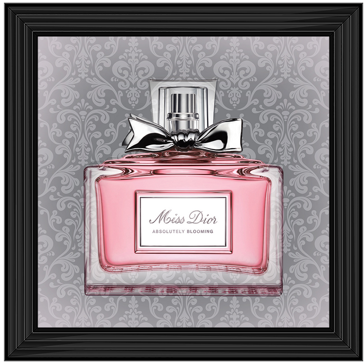 FS079 Perfume bottle on grey background