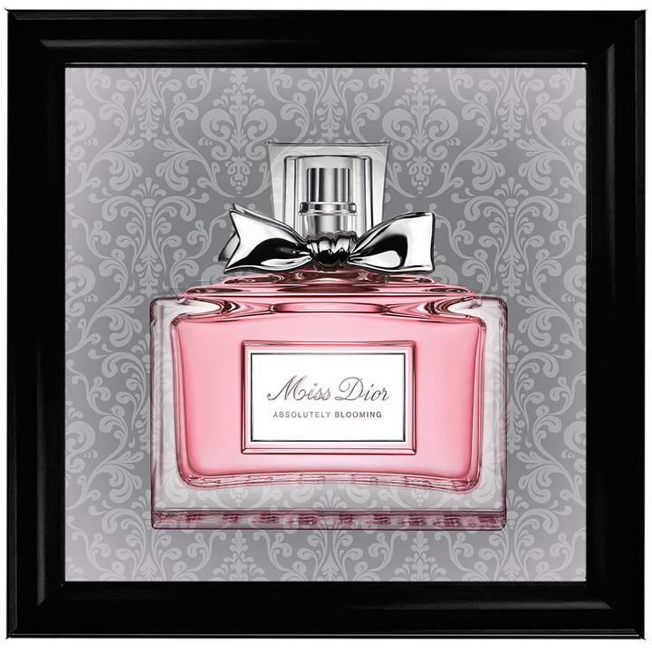 FS079 Perfume bottle on grey background