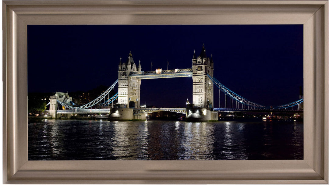 CY005 London Bridge at Night