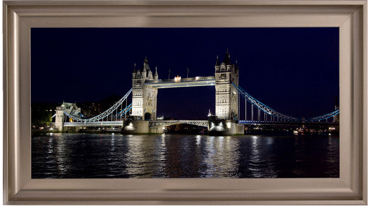 CY005 London Bridge at Night