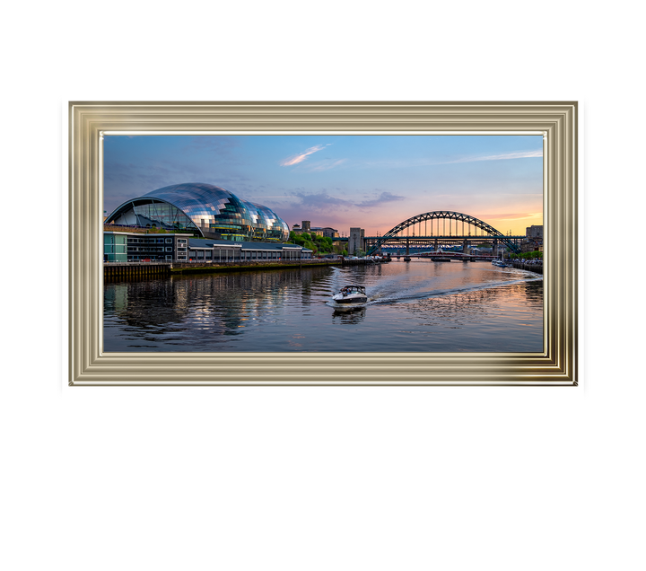 CY192 Tyne Bridge Newcastle