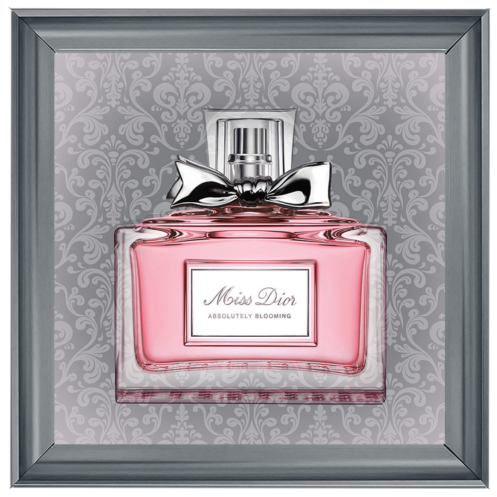 FS079 Perfume bottle on grey background