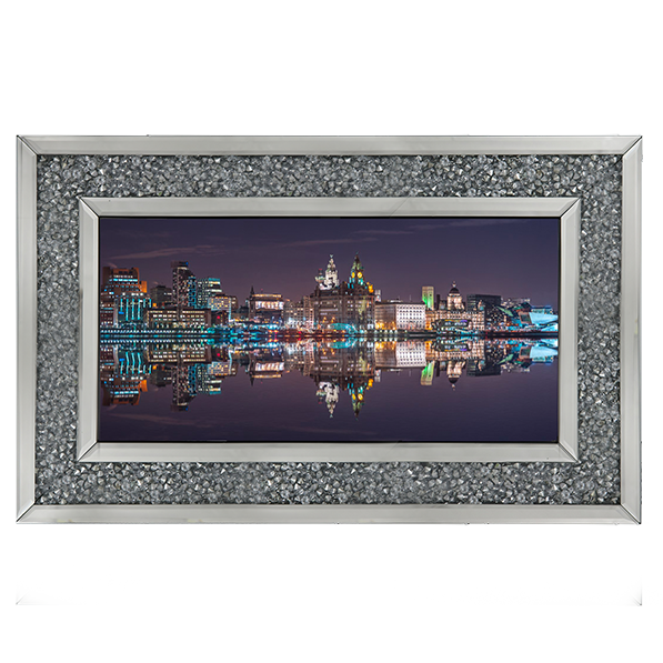 CY044 Liverpool city skyline across the River Mersey
