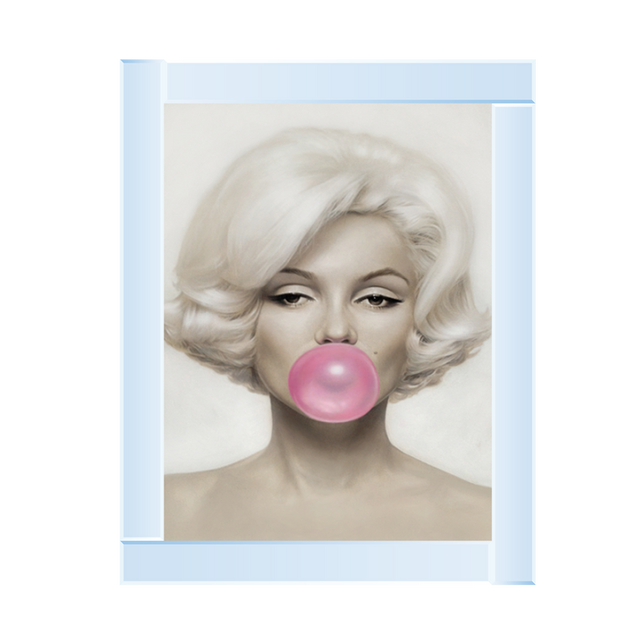 Marilyn bubble gum