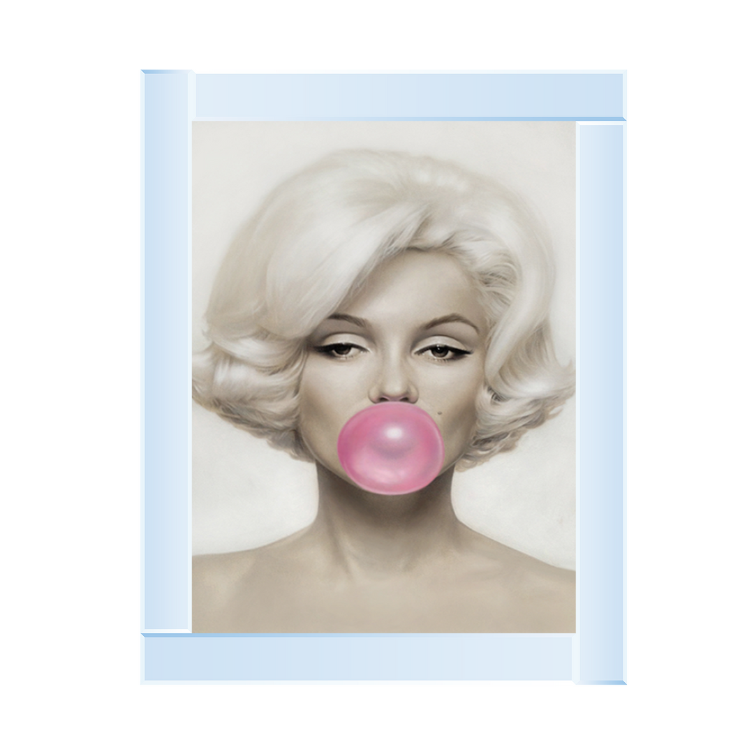 Marilyn bubble gum