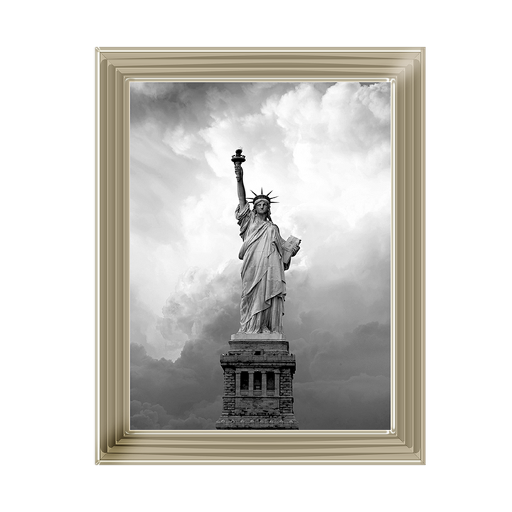 CY063 Majestic Lady Liberty