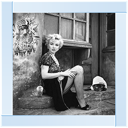IC013 Marilyn Monroe Urban
