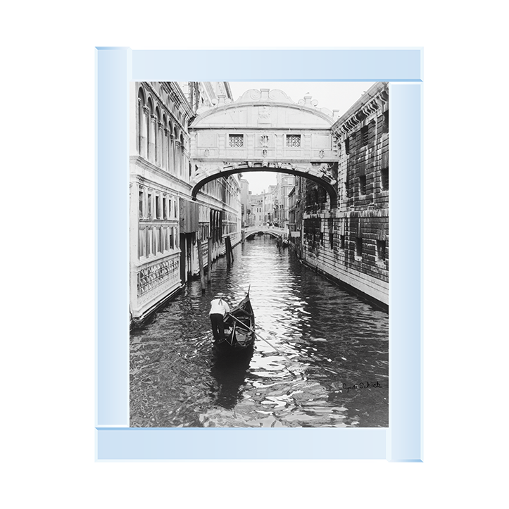 CY076 Venice Canal