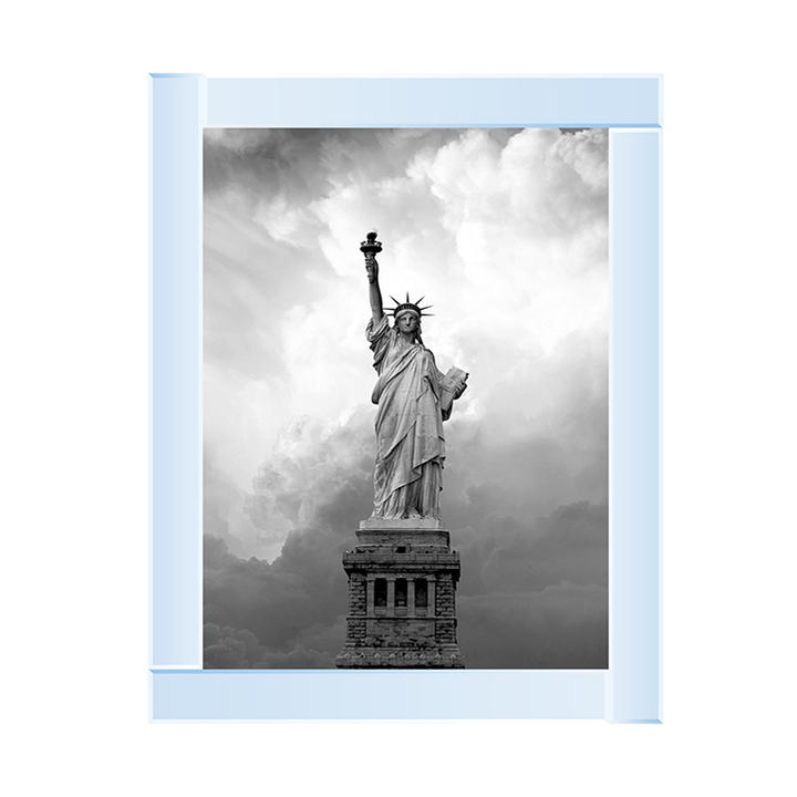 CY063 Majestic Lady Liberty