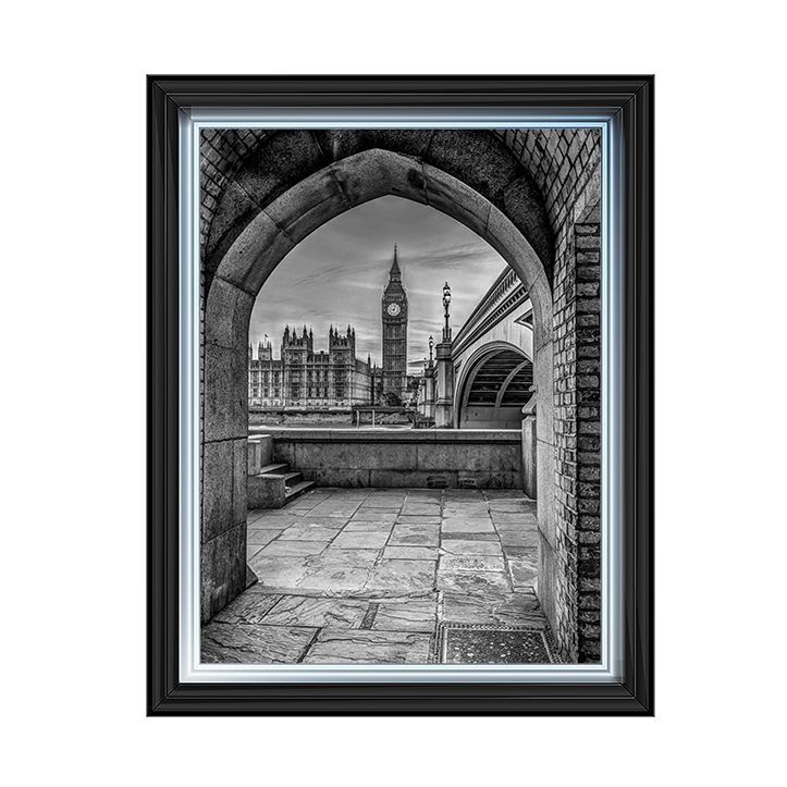 CY057 View of Big Ben through arch