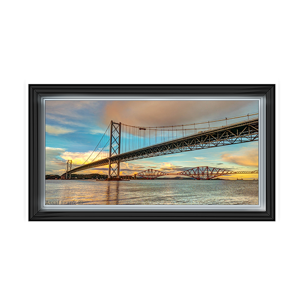 CY017 Forth Road Bridge at dusk