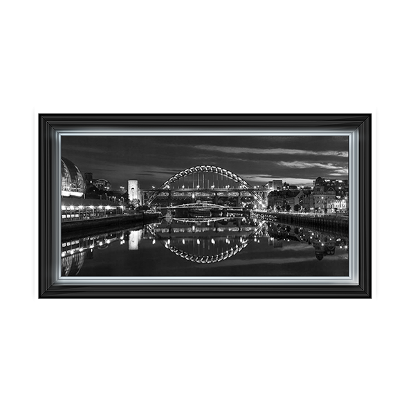 CY009 Tyne Bridge Black & White