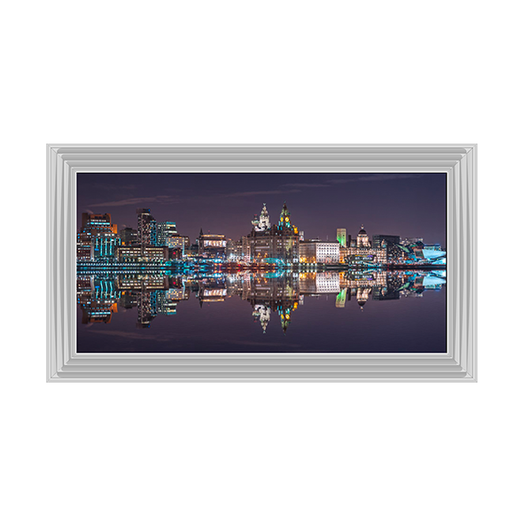 CY044 Liverpool city skyline across the River Mersey