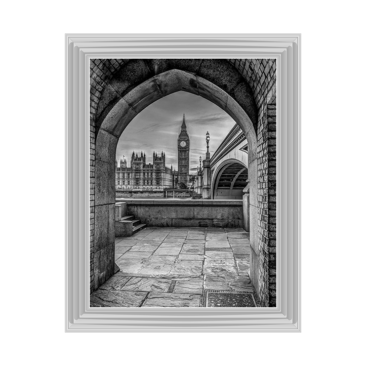 CY057 View of Big Ben through arch